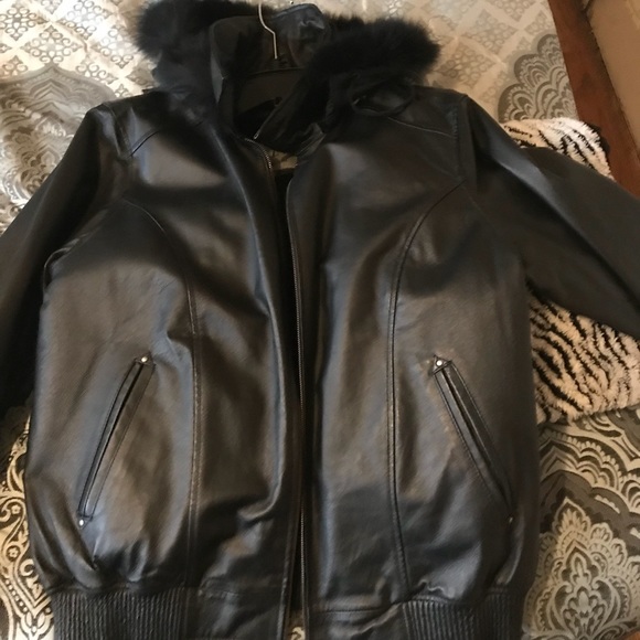 A gift that wasn’t worn - Picture 2 of 5